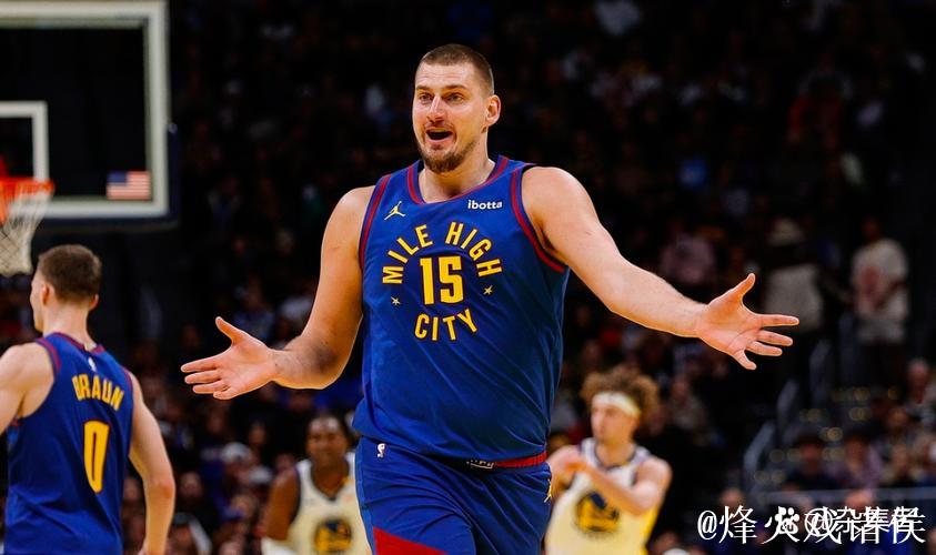 库里24+7+11难救主,约基奇38+10带领掘金逆转勇士,5连败持续 库里24+7+11难救主,约基奇38+10带领掘金逆转勇士,5连败持续